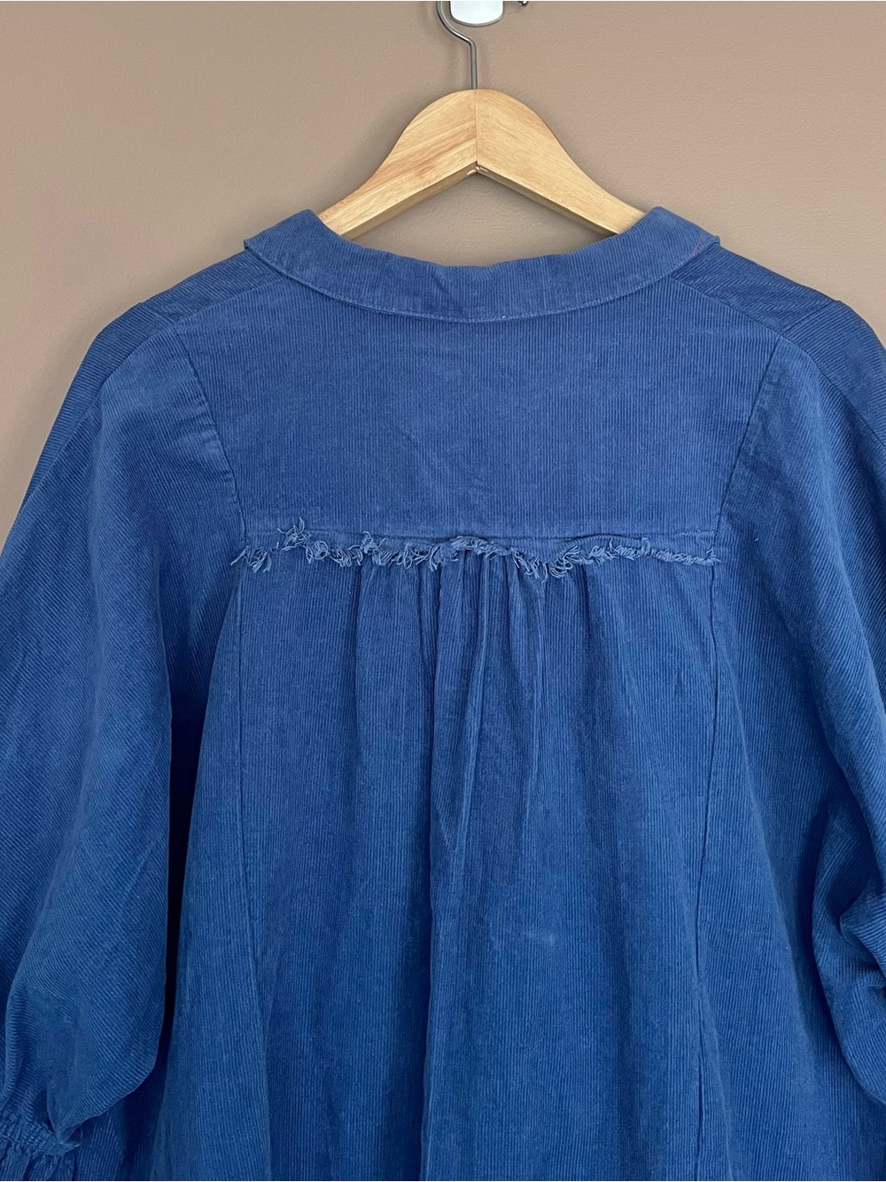 {Umgee} Corduroy Tunic Top Relaxed Fit with Peplum Hem in Blue - Large - NWT - Picture 6 of 10